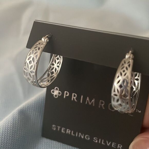 NWT sterling silver hoop pierced earrings made by Primrose - Picture 4 of 4